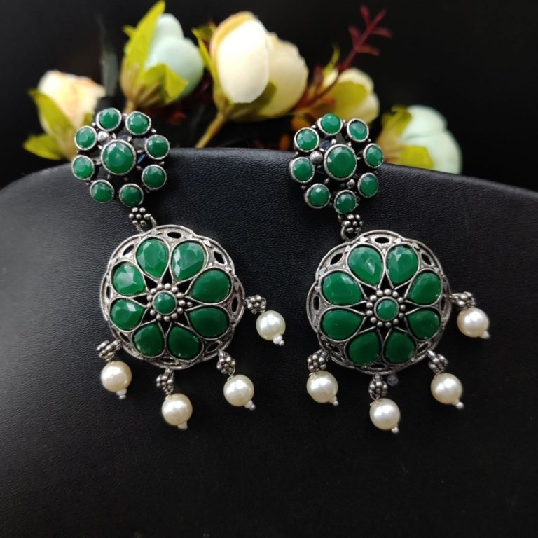 Designer Round Shape Dangler Stud Earring